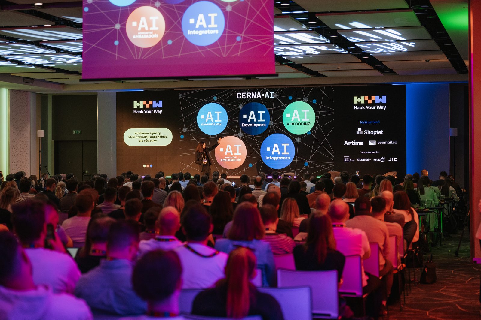 Conference with a packed hall