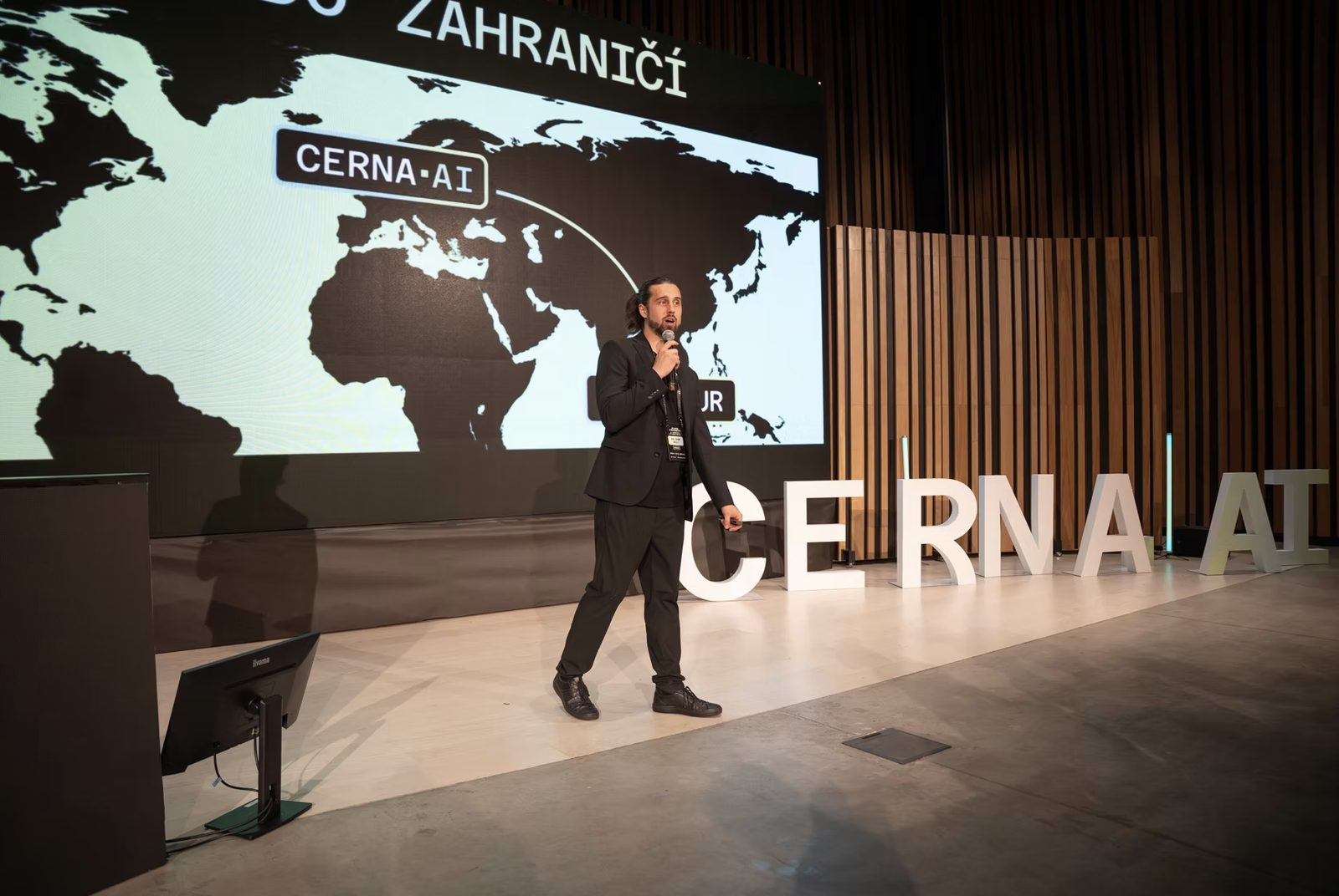 Dalibor Mráz on the ČERNÁ.AI stage